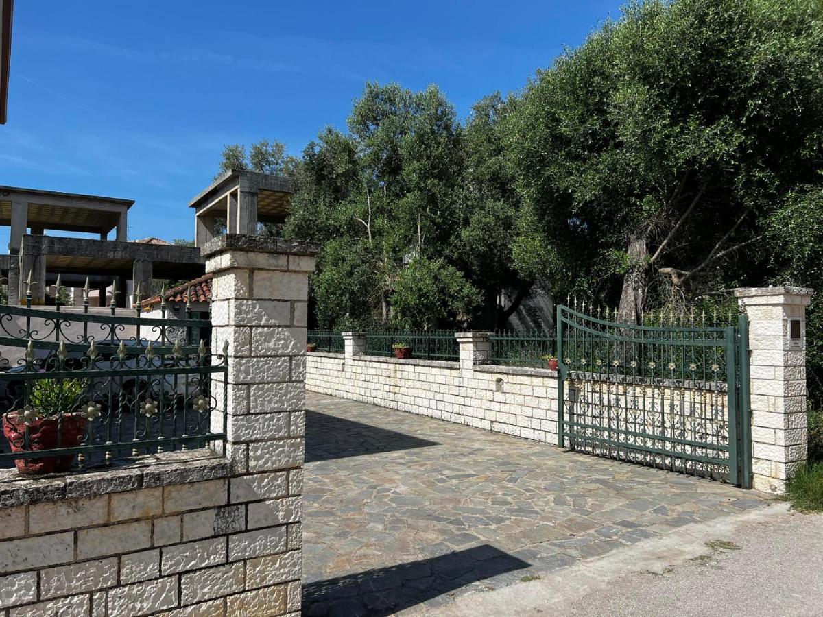 Dionysus Apartments & Studios Сивота Экстерьер фото